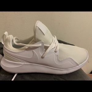 nike tessen white